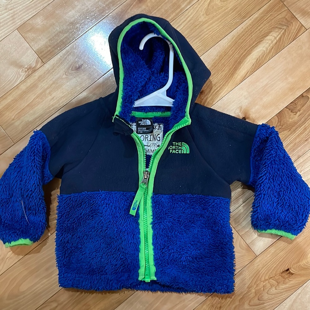 The North Face hooded zip up fleece 6-12 mo